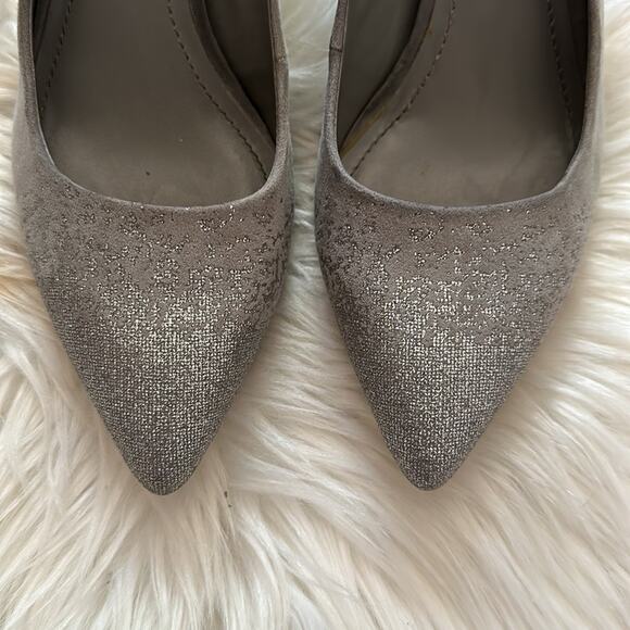 BCBG | Silver Glittery Heels Size 7.5 - Picture 2 of 9